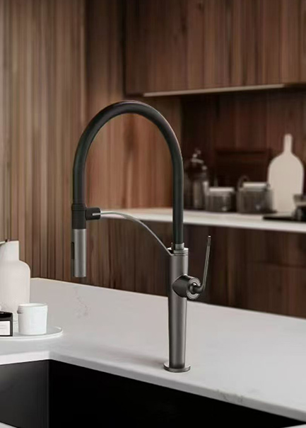 Una Lever Kitchen Faucet